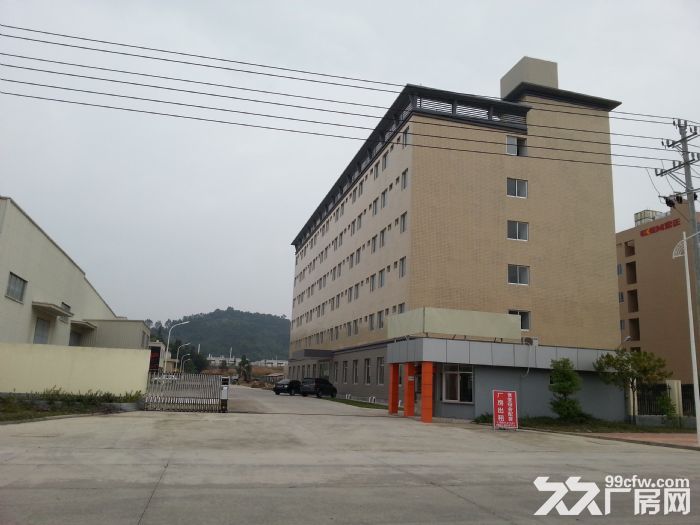 福建漳州长泰工业区5700平方米新9.2m 高钢构厂房出租